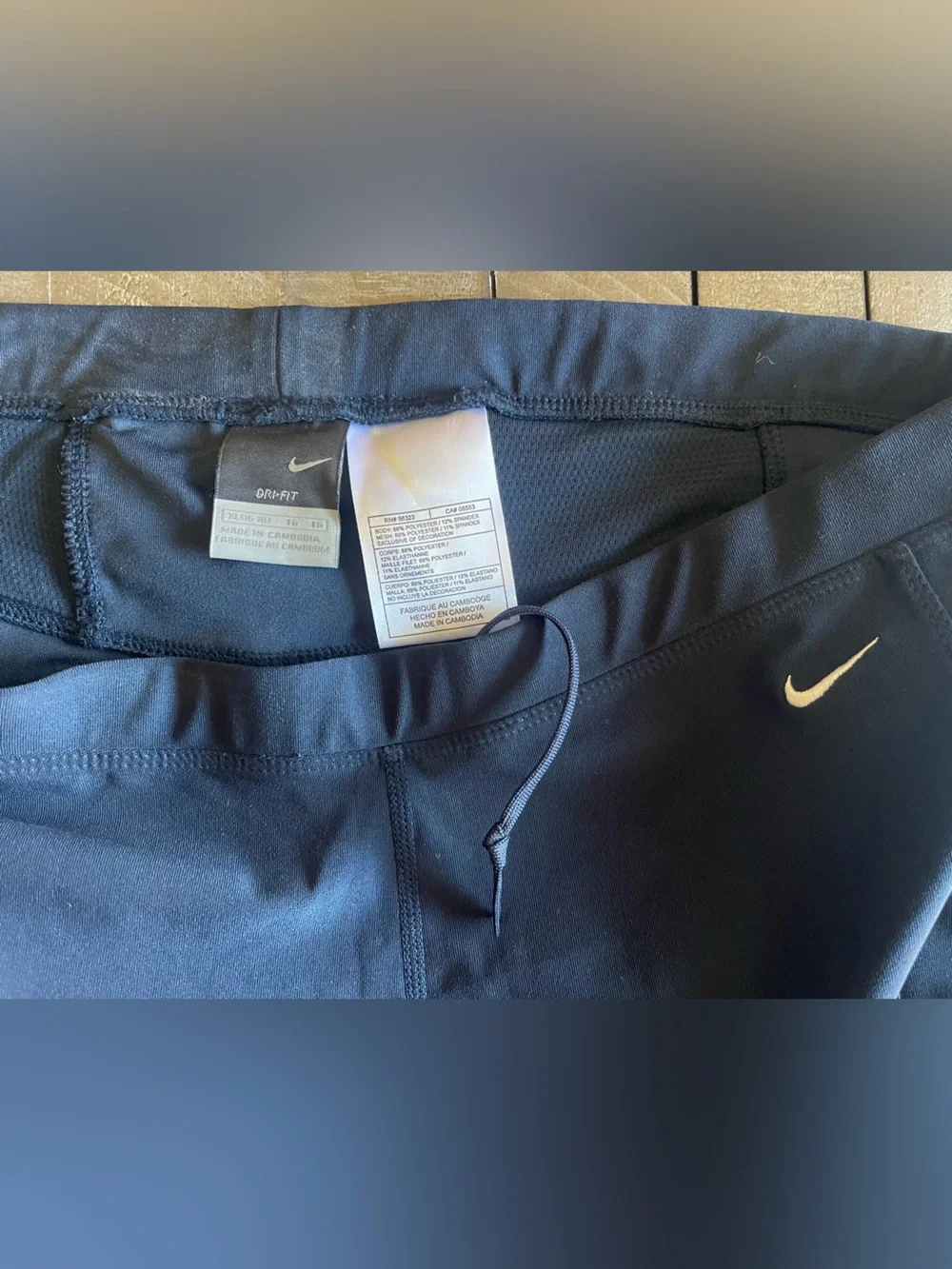 Nike Women's Navy Blue Cropped Track Joggers